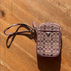 Coach wrist mini bag